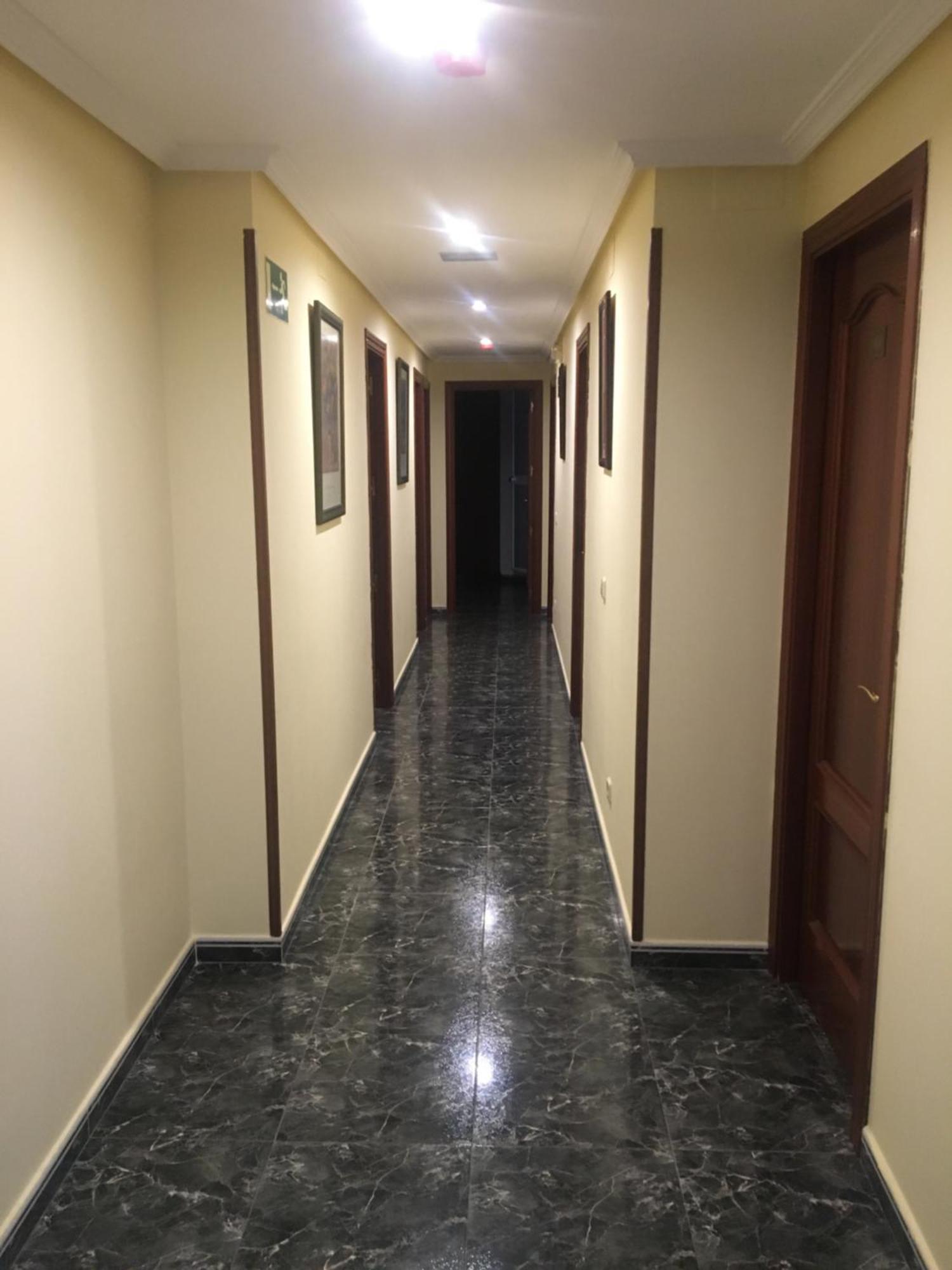 Hostal Conchita Legazpi Madrid Exterior foto